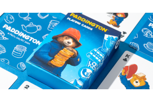 Diamo un caloroso benvenuto all’Orso Paddington, la nuova collezione di Puckator con licenza ufficiale: un omaggio ai fan di tutte le età!